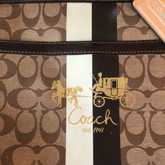Coach shoulder bag - Picture 2 of 6